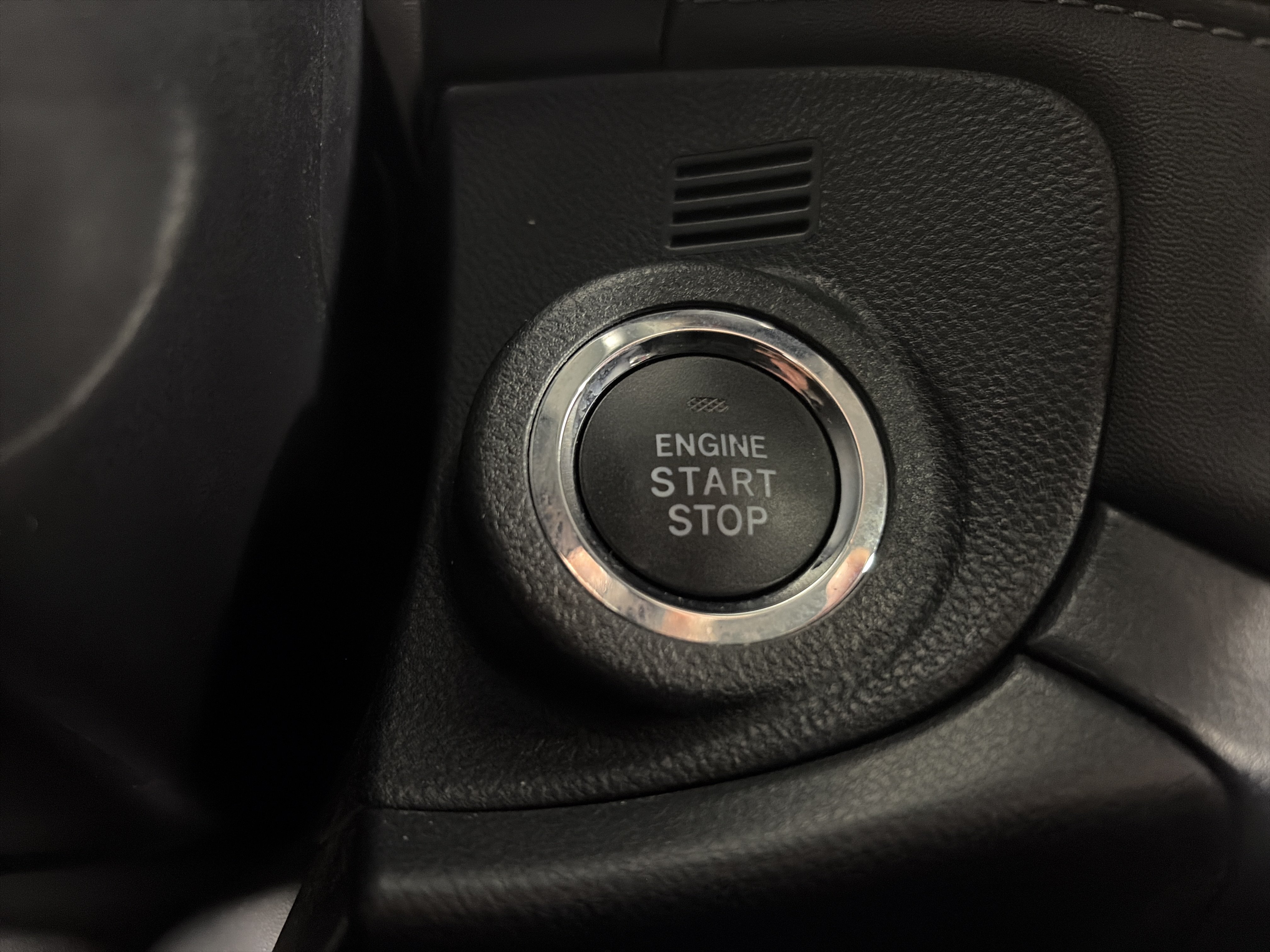 New 2025 Subaru Outback Limited AWD/4WD image 32