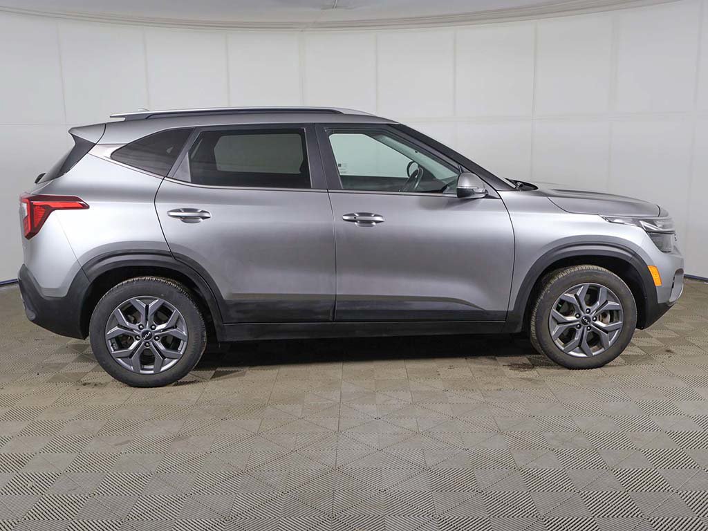 Used 2024 Kia Seltos S AWD/4WD image 14