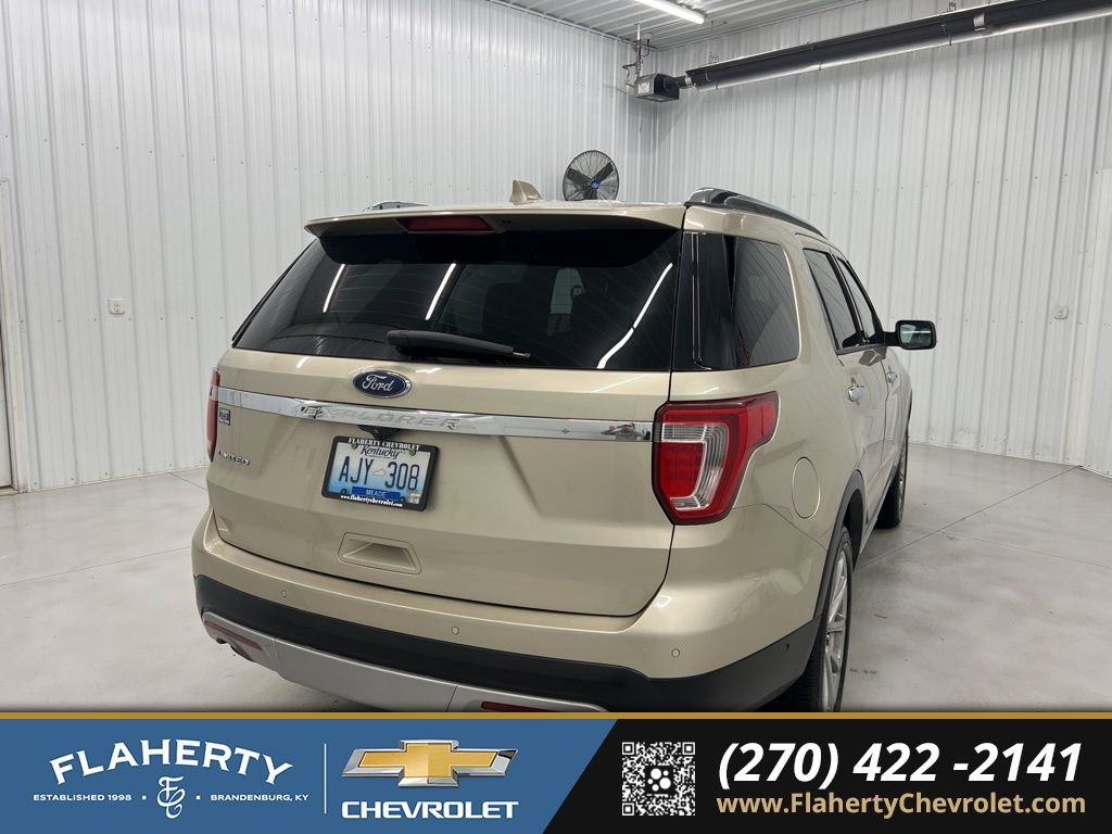 Used 2017 Ford Explorer Limited w/ Equipment Group 301A image 3