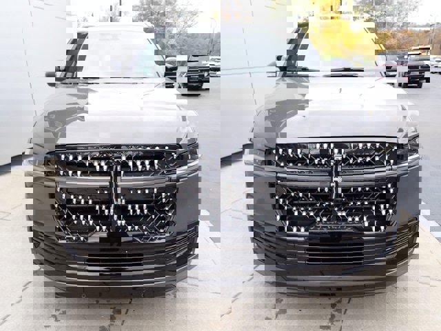 New 2025 Lincoln Navigator Black Label image 9