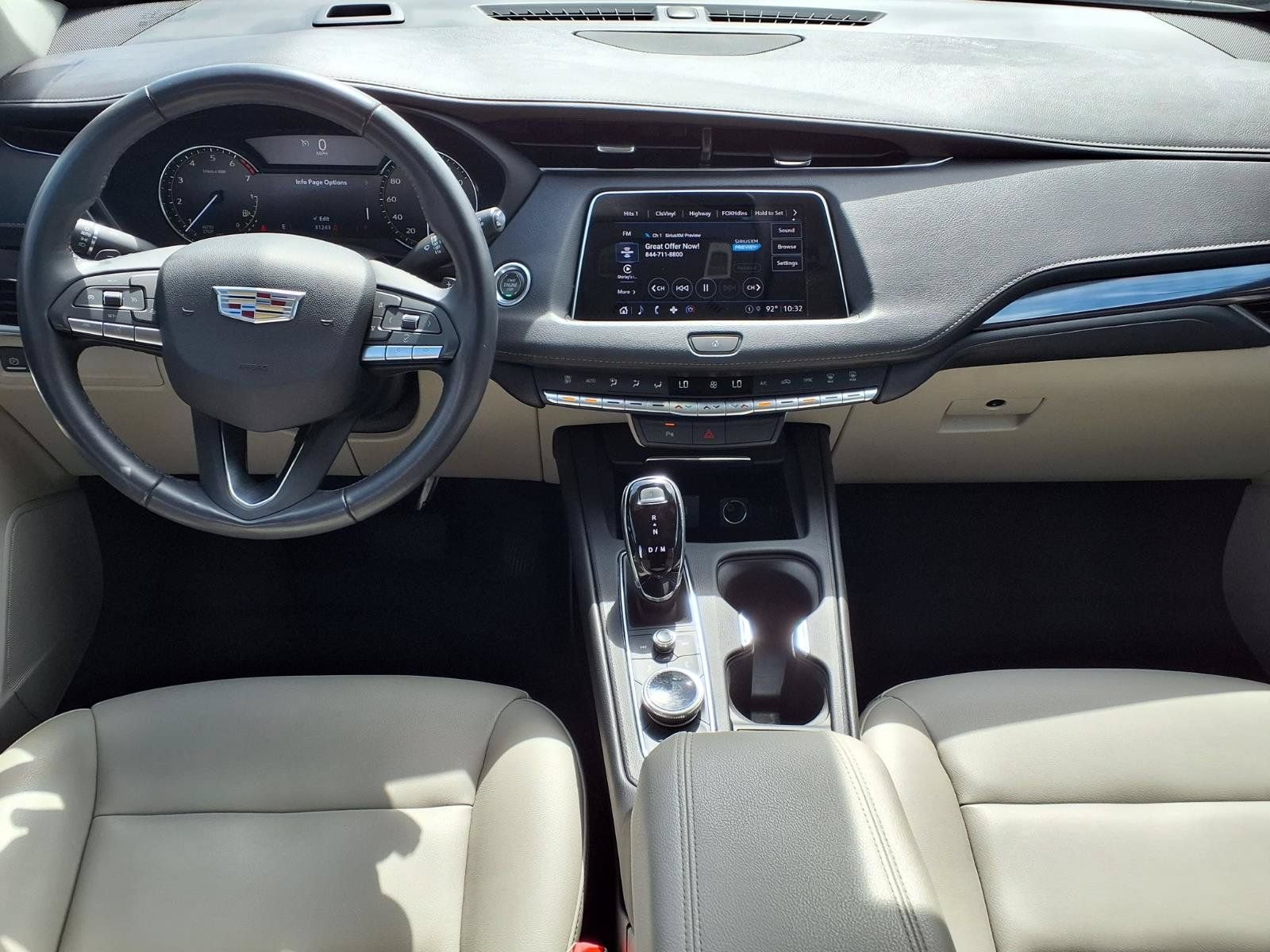 Used 2022 Cadillac XT4 Luxury FWD image 11
