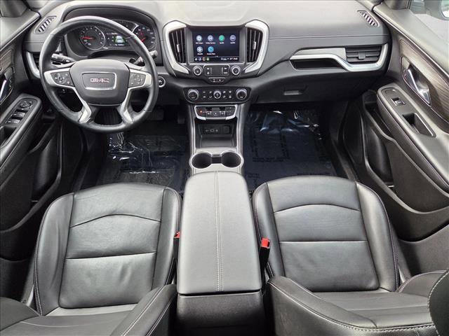 Used 2024 GMC Terrain SLT image 16