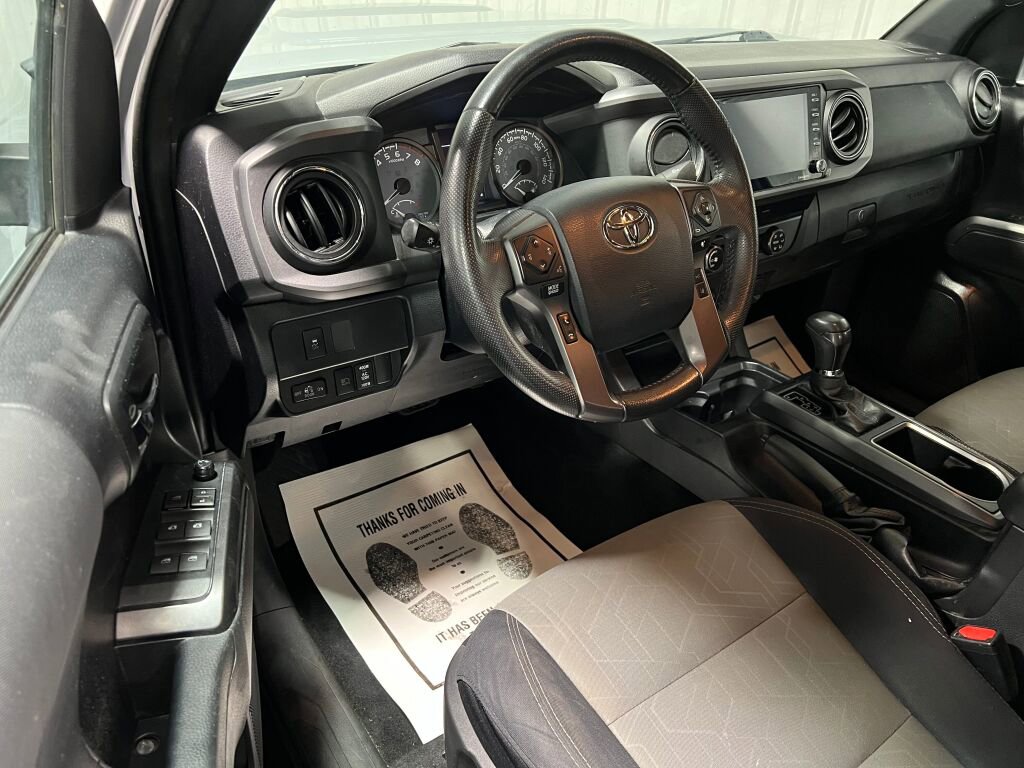 Used 2020 Toyota Tacoma TRD Sport video 2