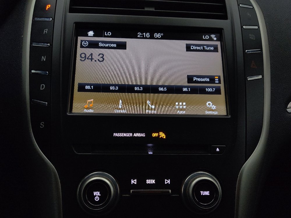 Used 2017 Lincoln MKC Premiere FWD image 25