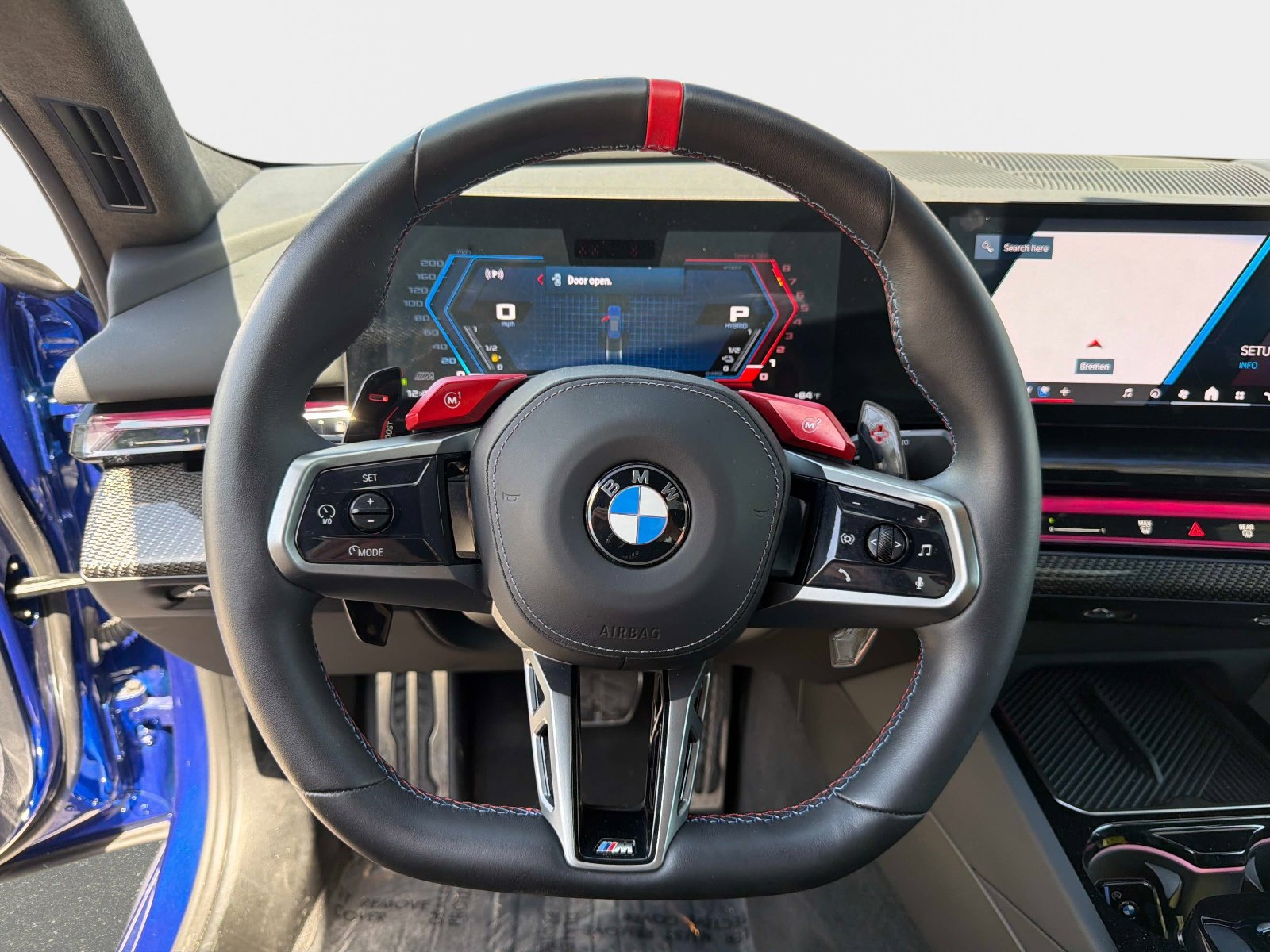 Used 2025 BMW M5 image 44