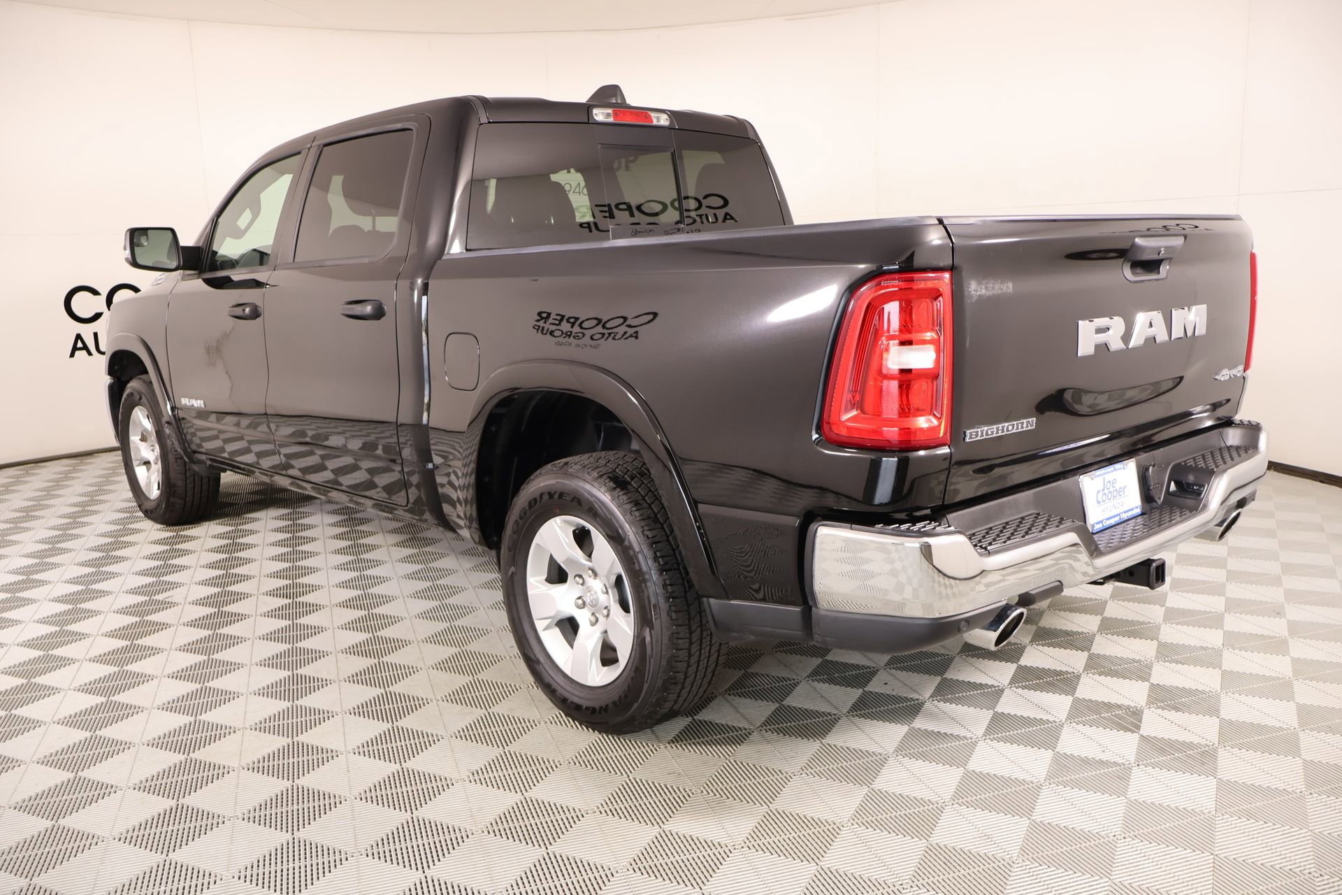 Used 2025 RAM 1500 Big Horn AWD/4WD image 23