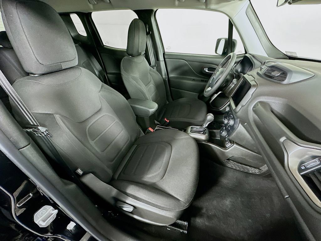 Used 2022 Jeep Renegade Latitude image 37