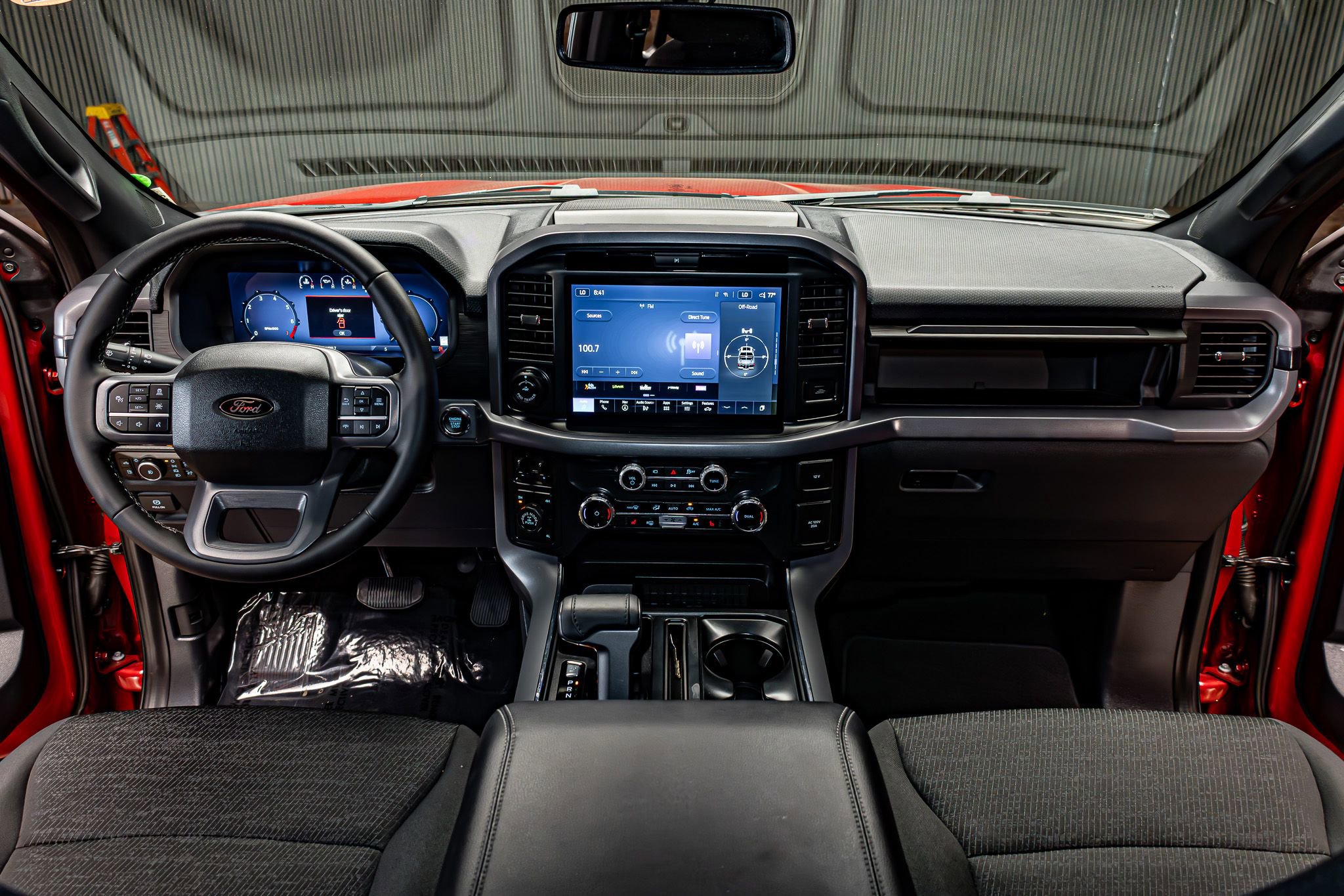 Used 2025 Ford F150 XLT w/ Equipment Group 302A MID image 18