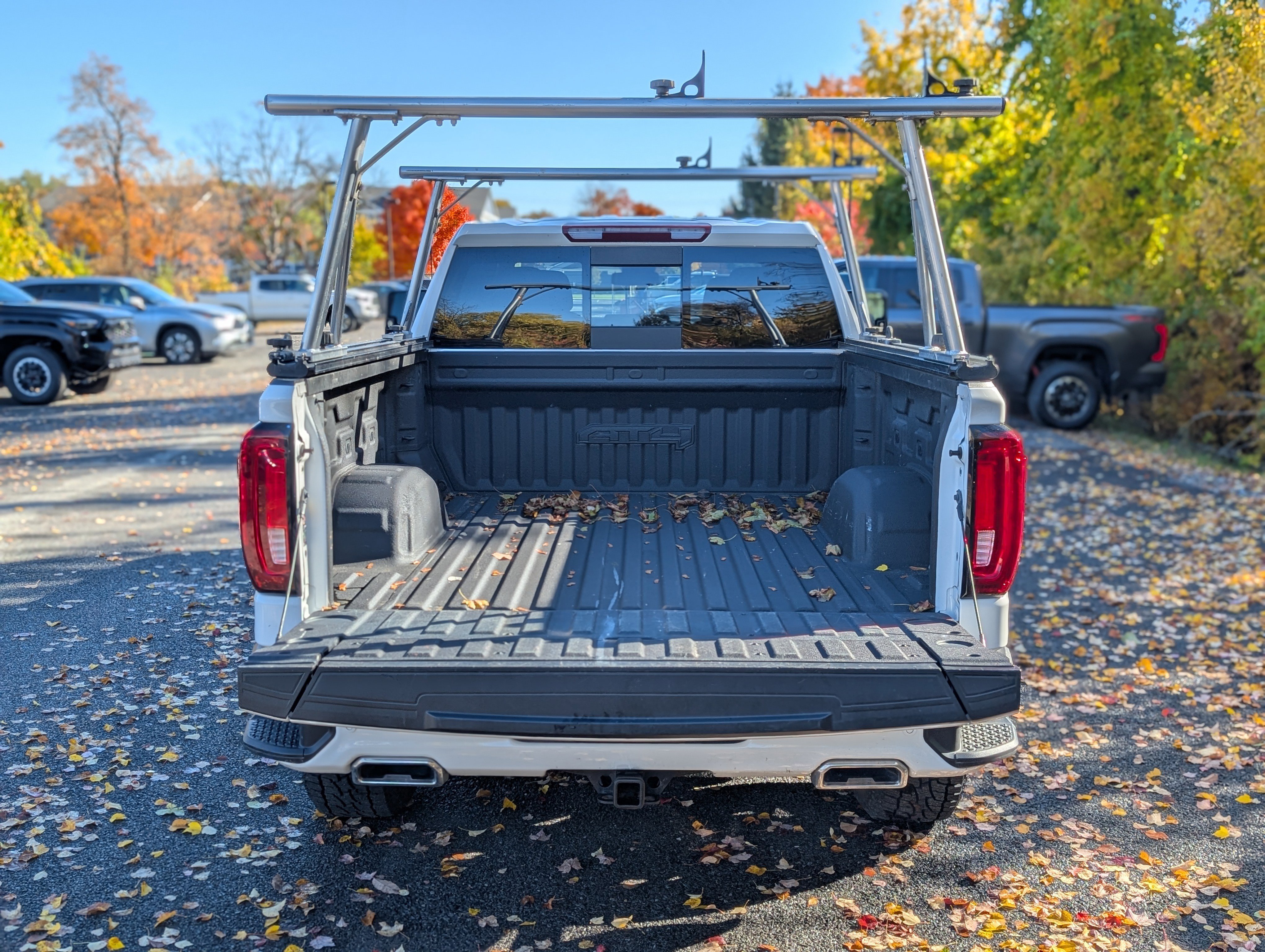 Used 2024 GMC Sierra 1500 AT4 w/ AT4 Premium Package image 37
