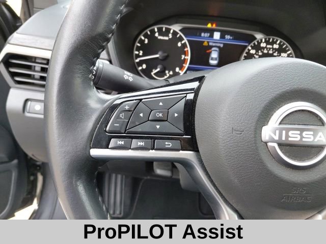 Used 2024 Nissan Altima 2.5 SV w/ SV Premium Package FWD image 13