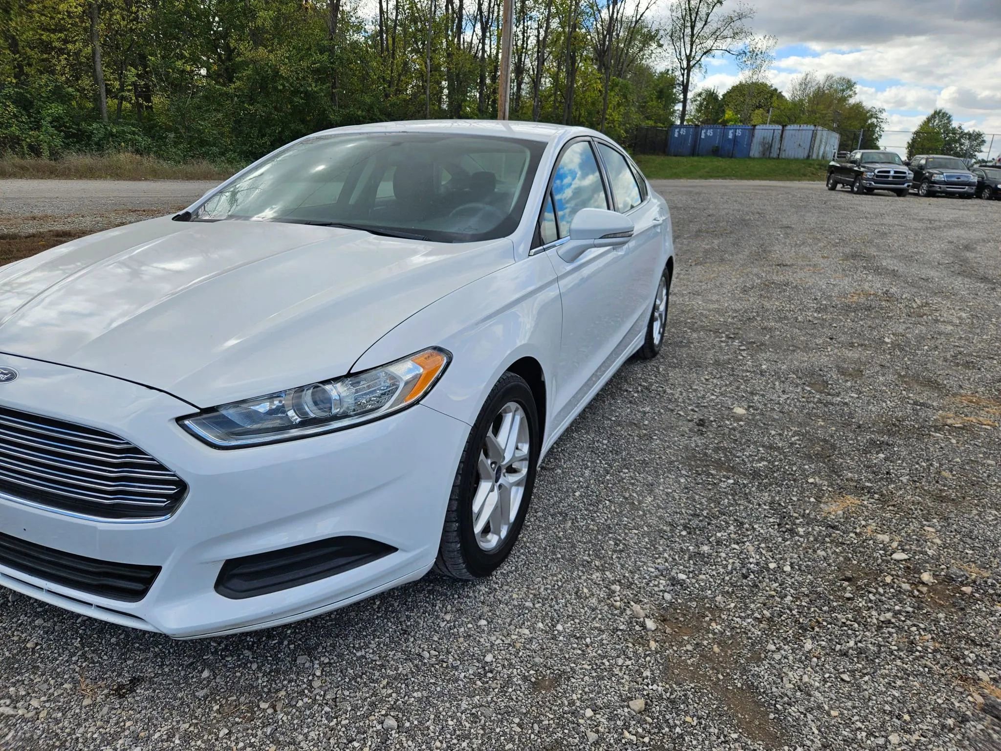 Used 2016 Ford Fusion SE image 8