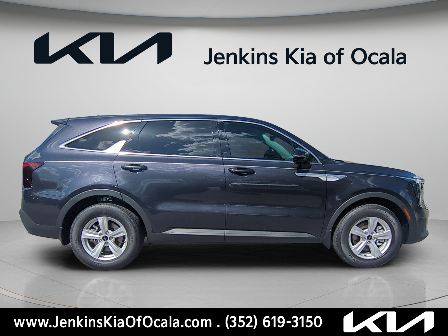 New 2026 Kia Sorento LX FWD image 2