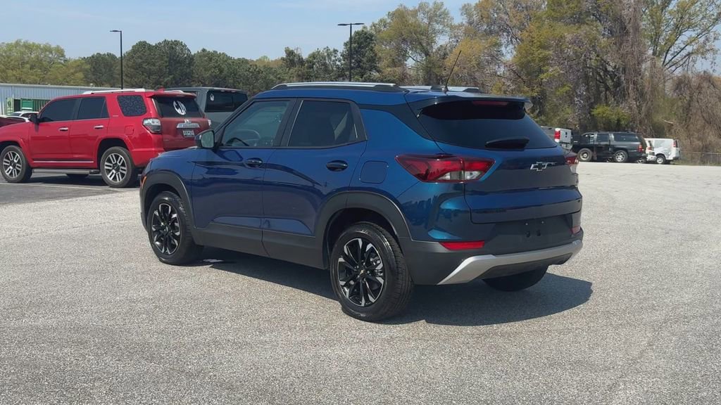 Certified 2021 Chevrolet TrailBlazer LT w/ LPO, Blackout Package image 7