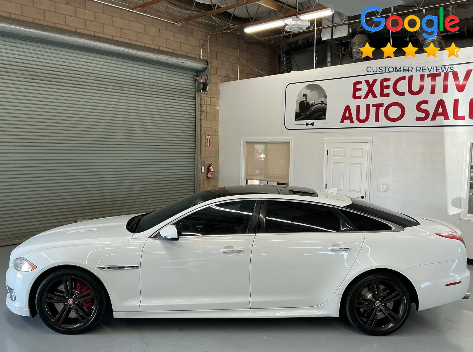Used 2015 Jaguar XJ R LWB RWD image 8