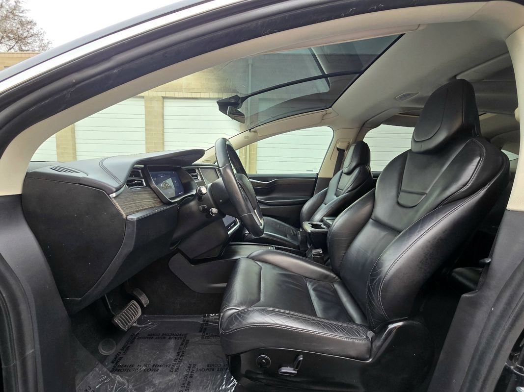 Used 2016 Tesla Model X 90D AWD/4WD image 18