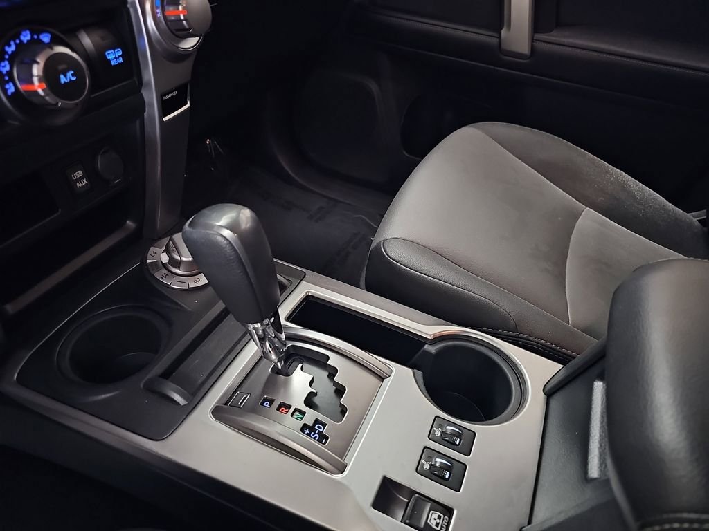 Used 2019 Toyota 4Runner SR5 Premium AWD/4WD image 26