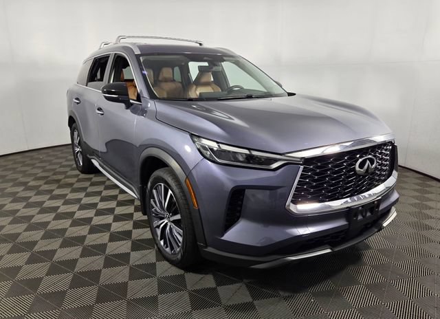 Used 2023 INFINITI QX60 Sensory w/ Vision Package