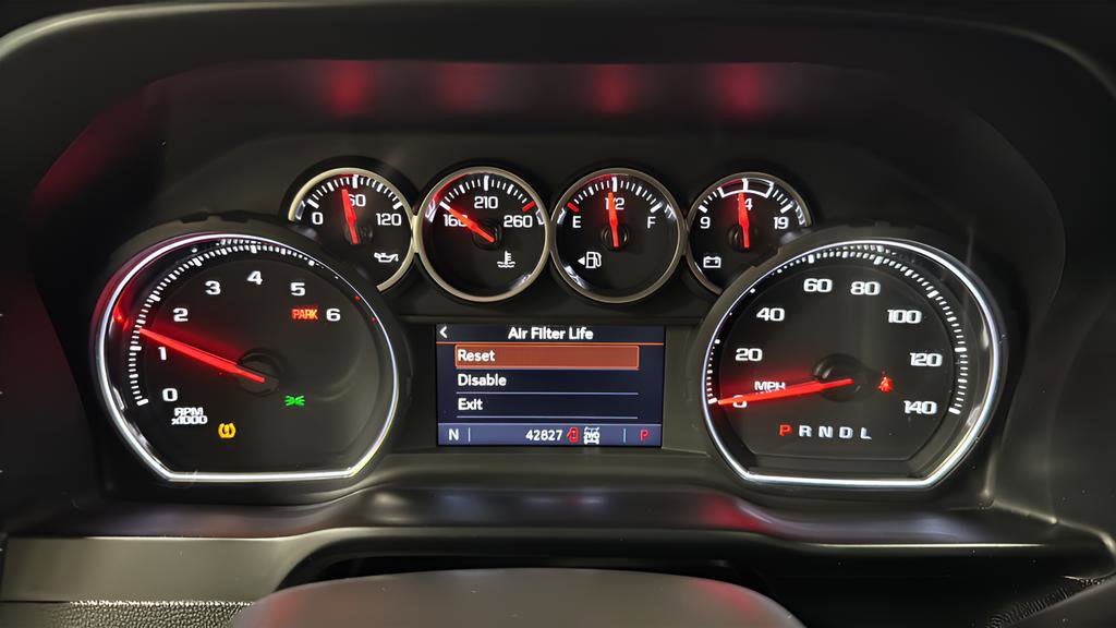 Used 2022 Chevrolet Silverado 1500 RST AWD/4WD image 12