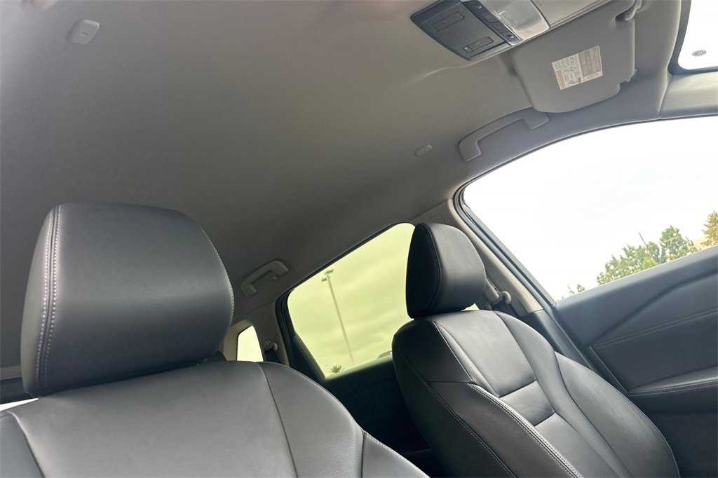 Used 2025 Nissan Rogue SL image 20