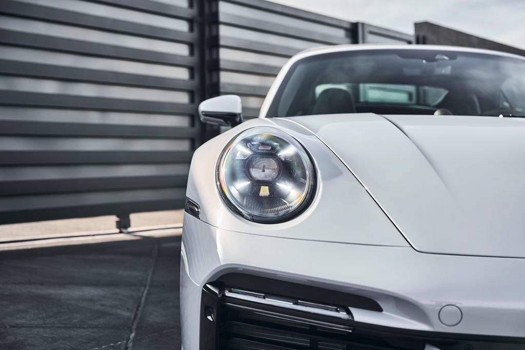 Used 2025 Porsche 911 Turbo S w/ Exterior Package Painted AWD/4WD image 9