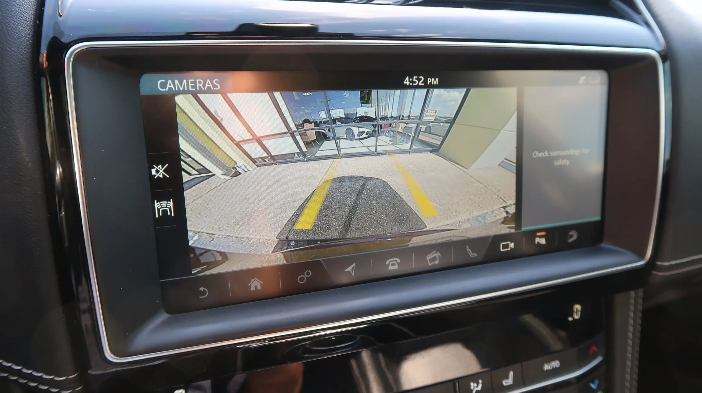 Used 2020 Jaguar F-PACE S AWD/4WD image 36