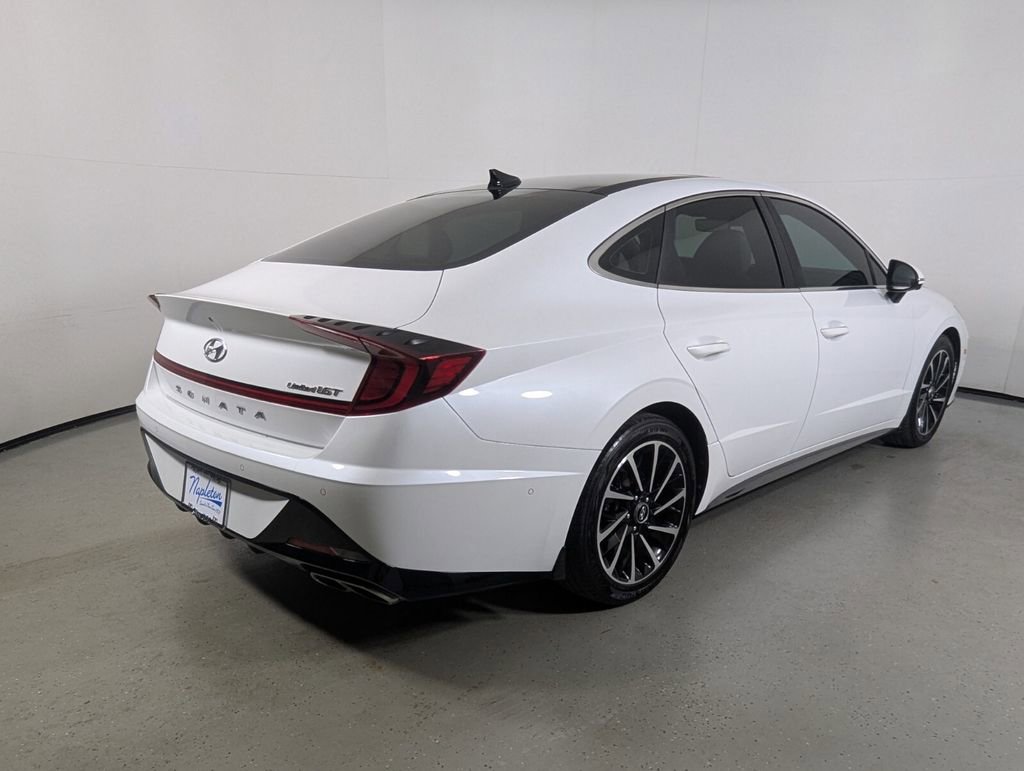 Used 2021 Hyundai Sonata Limited w/ Preferred Accessory Package image 8