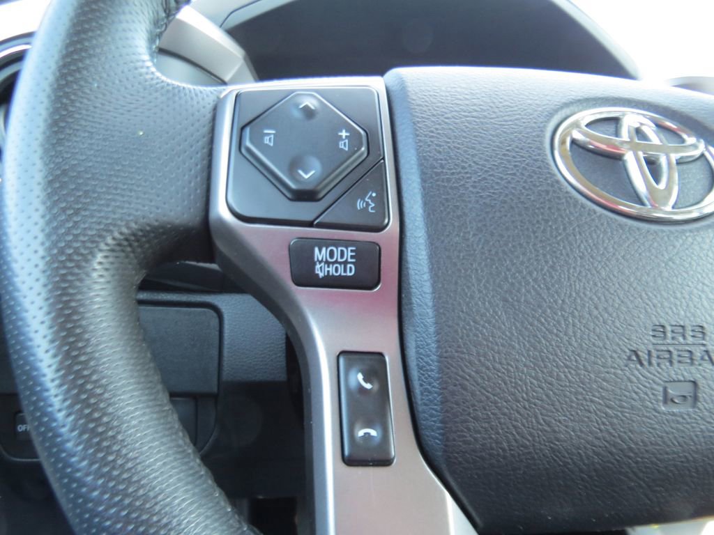 Used 2022 Toyota Tacoma SR5 w/ Technology Package image 25