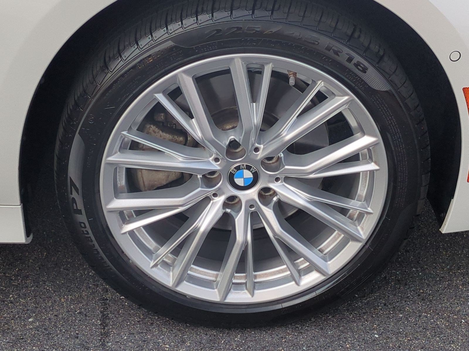 Used 2024 BMW 330i xDrive Sedan AWD/4WD image 13