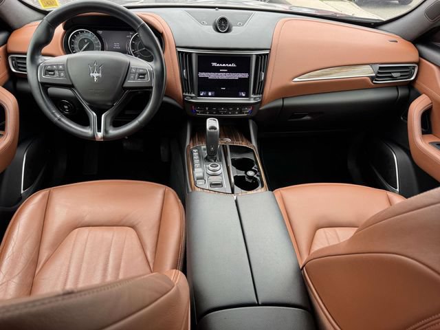 Used 2022 Maserati Levante GT AWD/4WD image 17