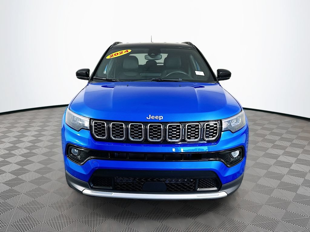 Certified 2024 Jeep Compass Limited AWD/4WD image 4