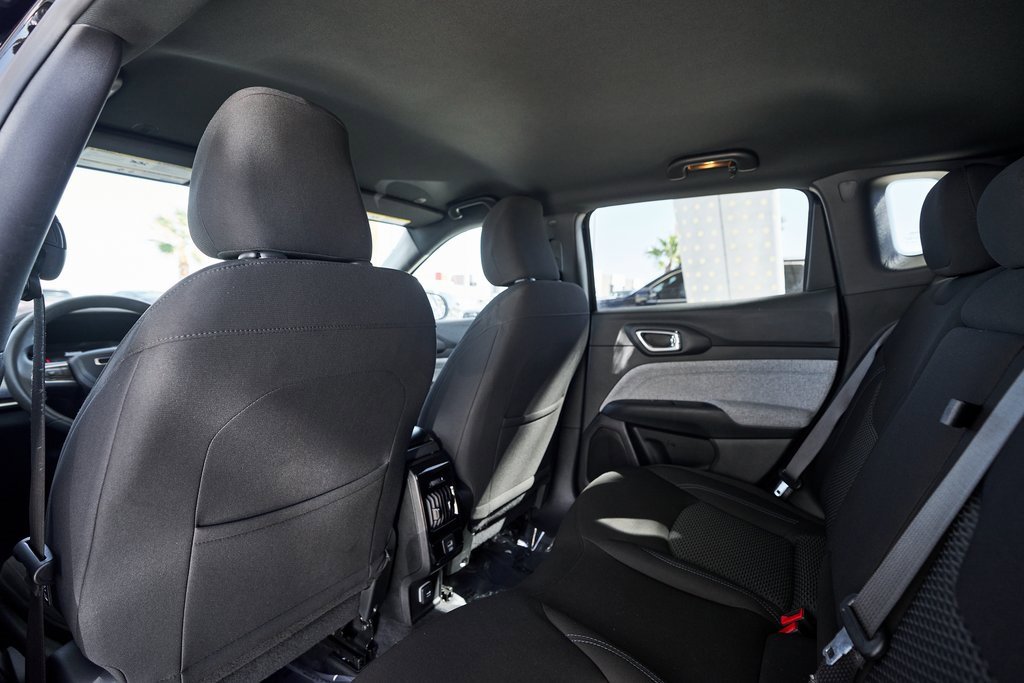 Used 2023 Jeep Compass Sport image 22