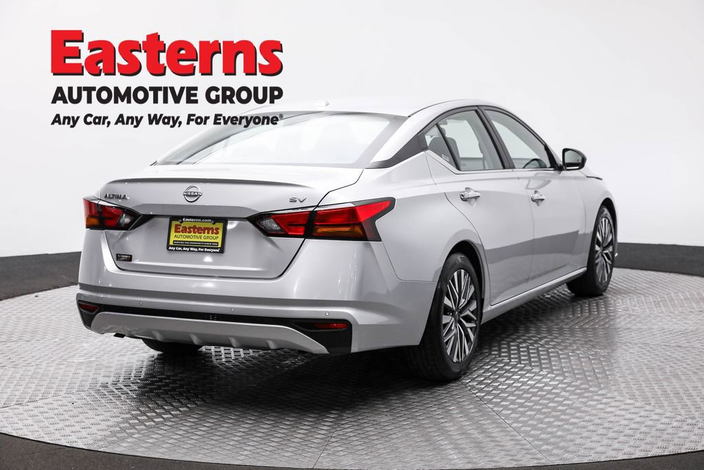 Used 2024 Nissan Altima 2.5 SV image 5