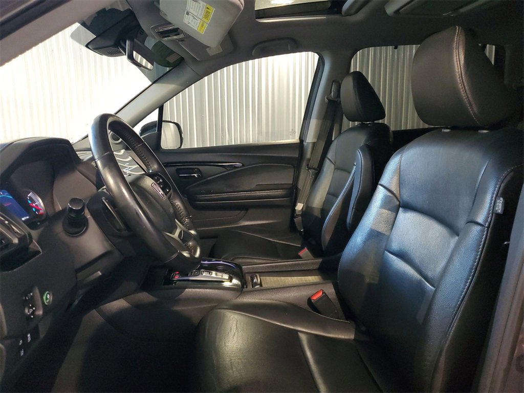 Used 2020 Honda Pilot Touring image 15