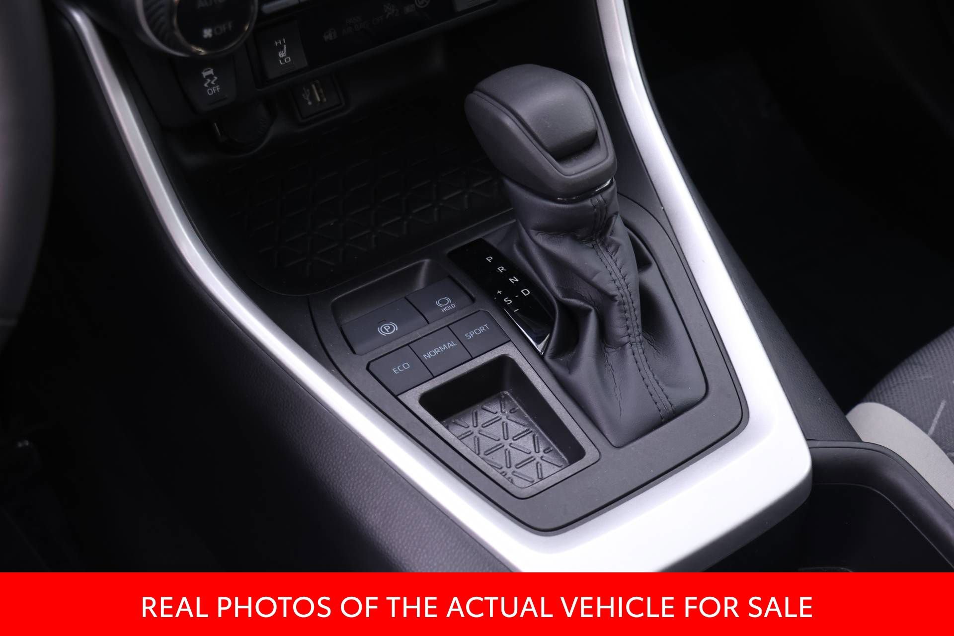 Certified 2023 Toyota RAV4 XLE w/ Convenience Package image 11