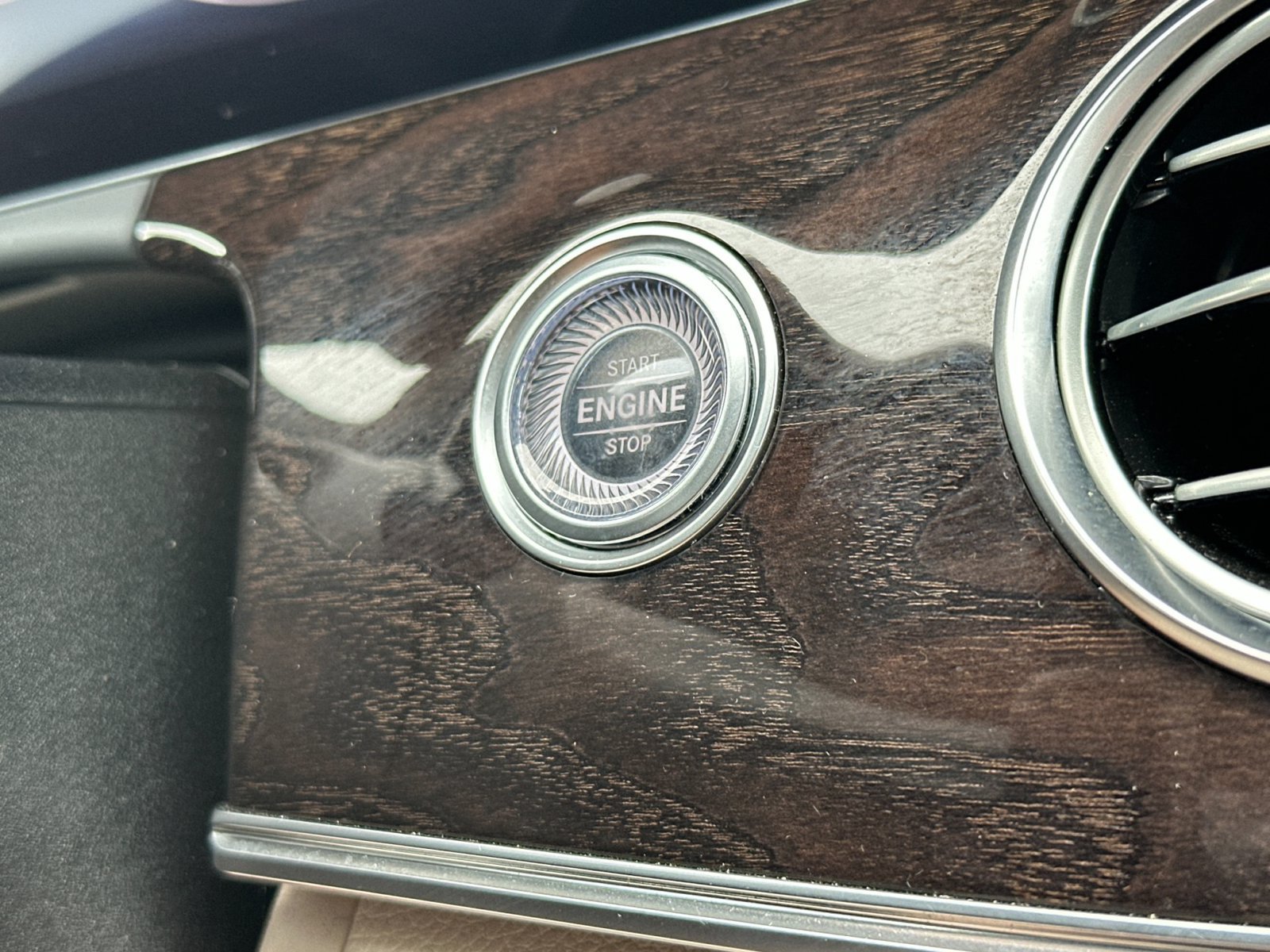 Used 2020 Mercedes-Benz E 450 4MATIC Sedan image 23