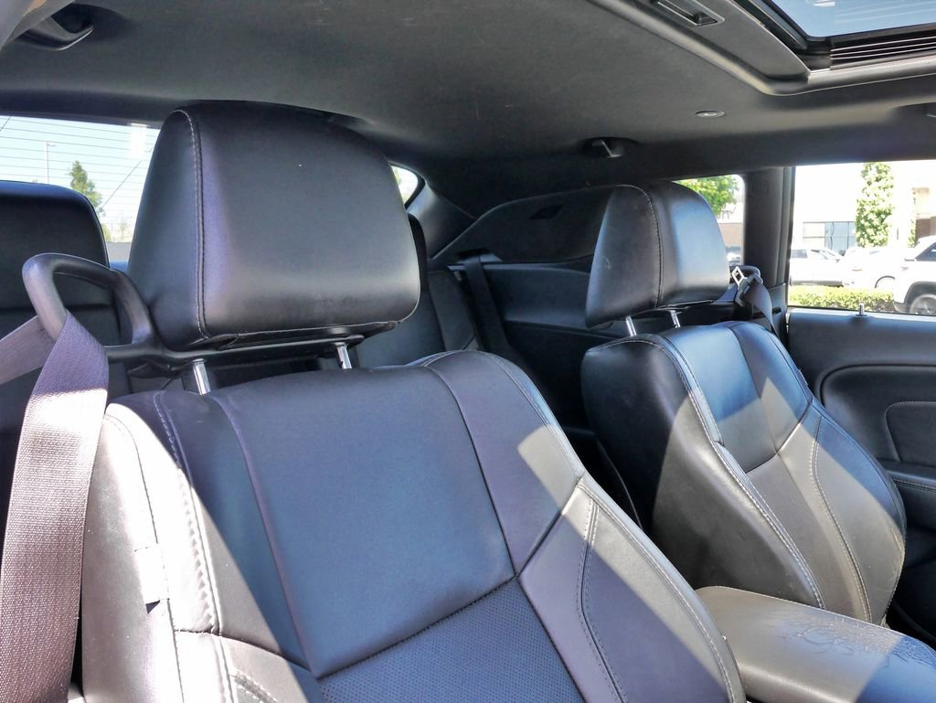 Used 2016 Dodge Challenger R/T Plus RWD image 13