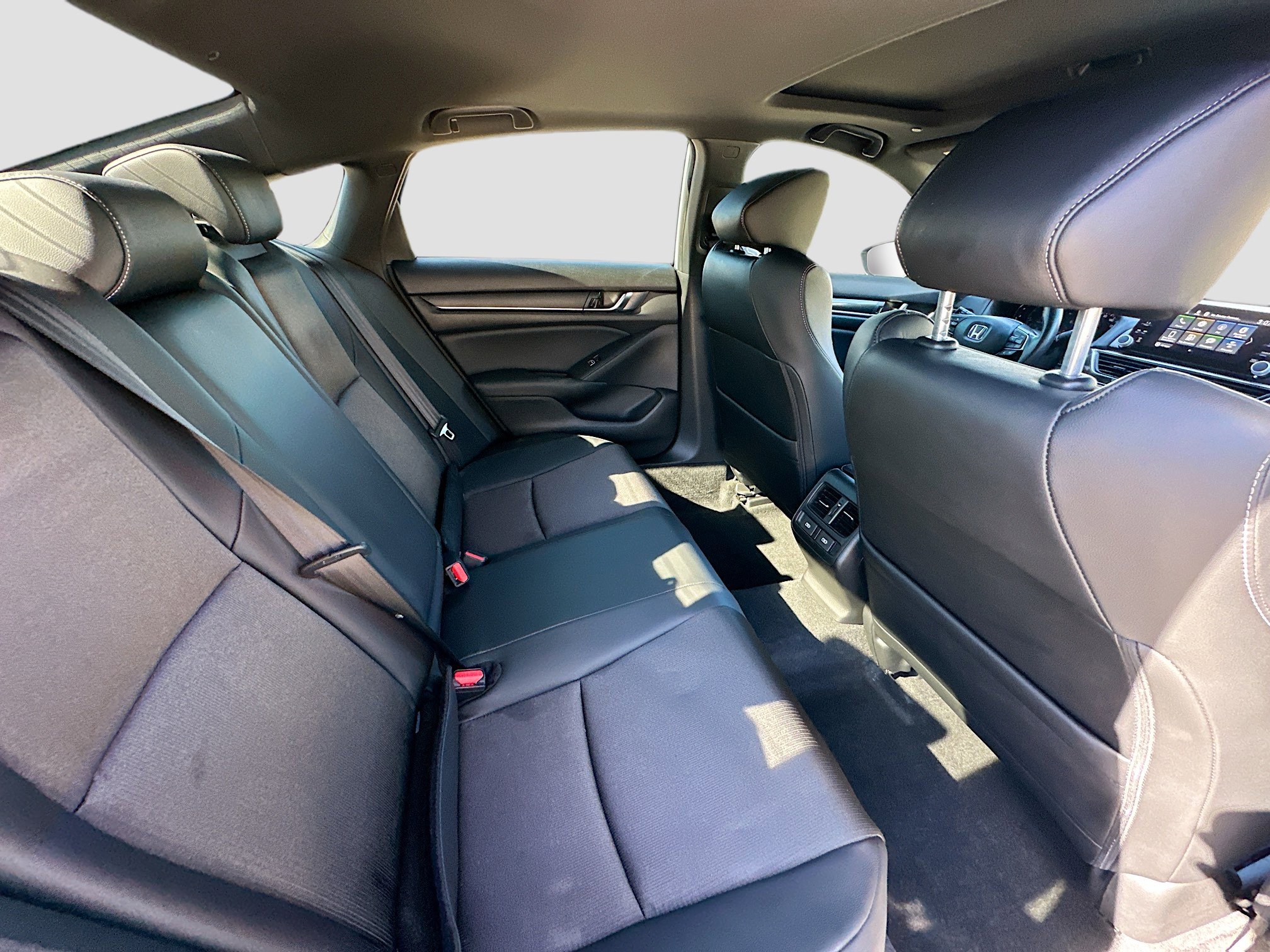 Used 2022 Honda Accord Sport image 30