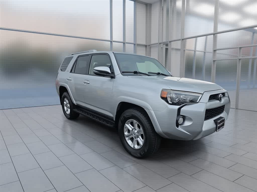 Used 2016 Toyota 4Runner SR5 Premium AWD/4WD image 3