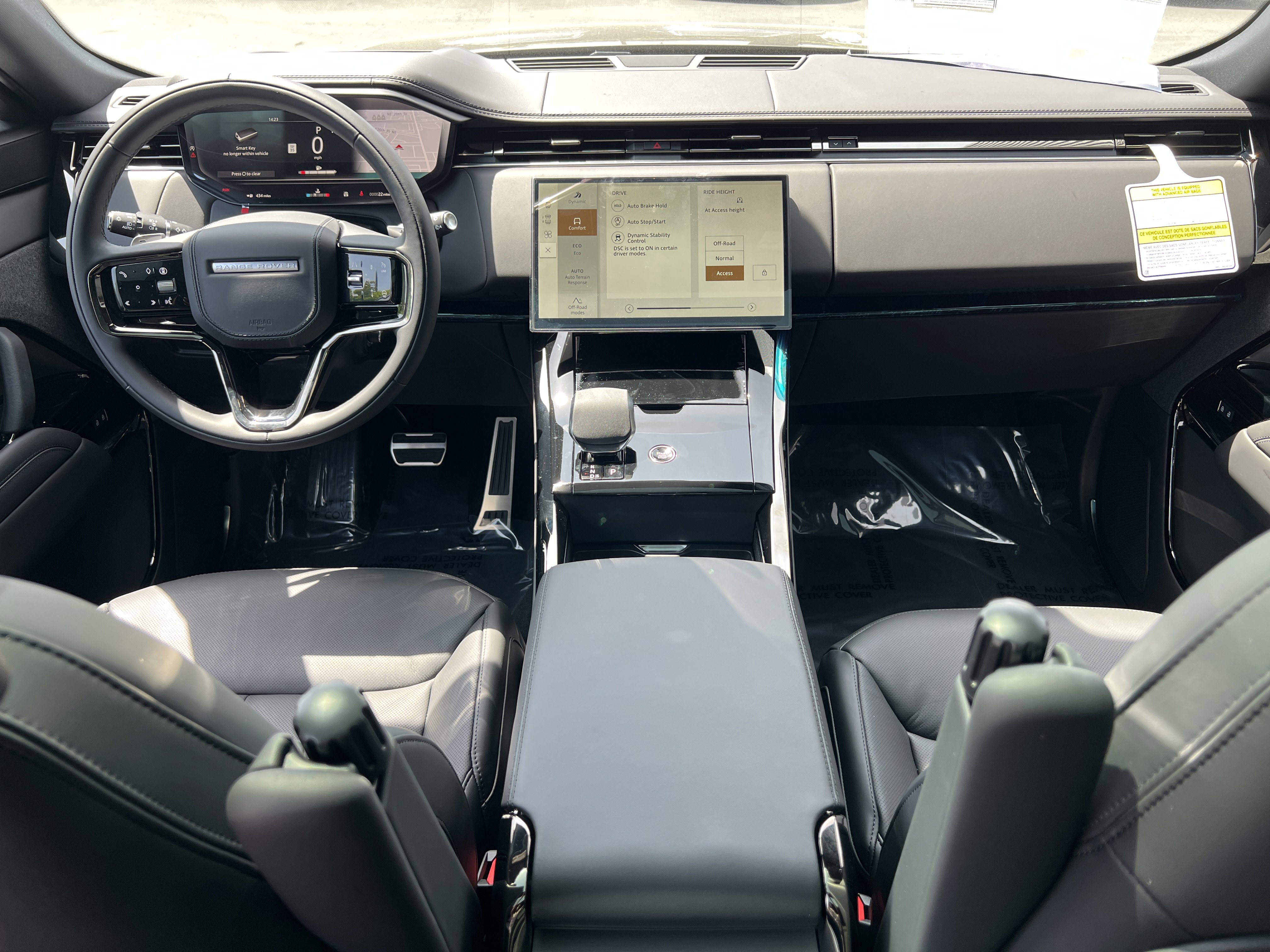 New 2025 Land Rover Range Rover Sport Dynamic SE AWD/4WD image 19