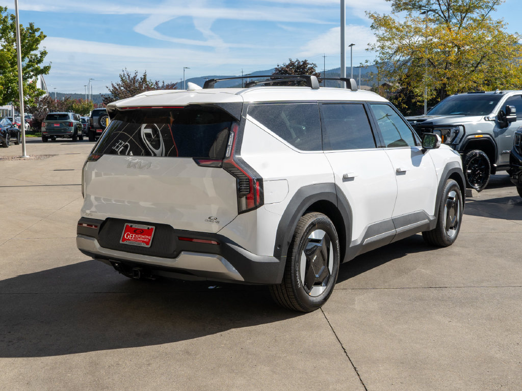 New 2026 Kia EV9 Wind AWD/4WD image 7