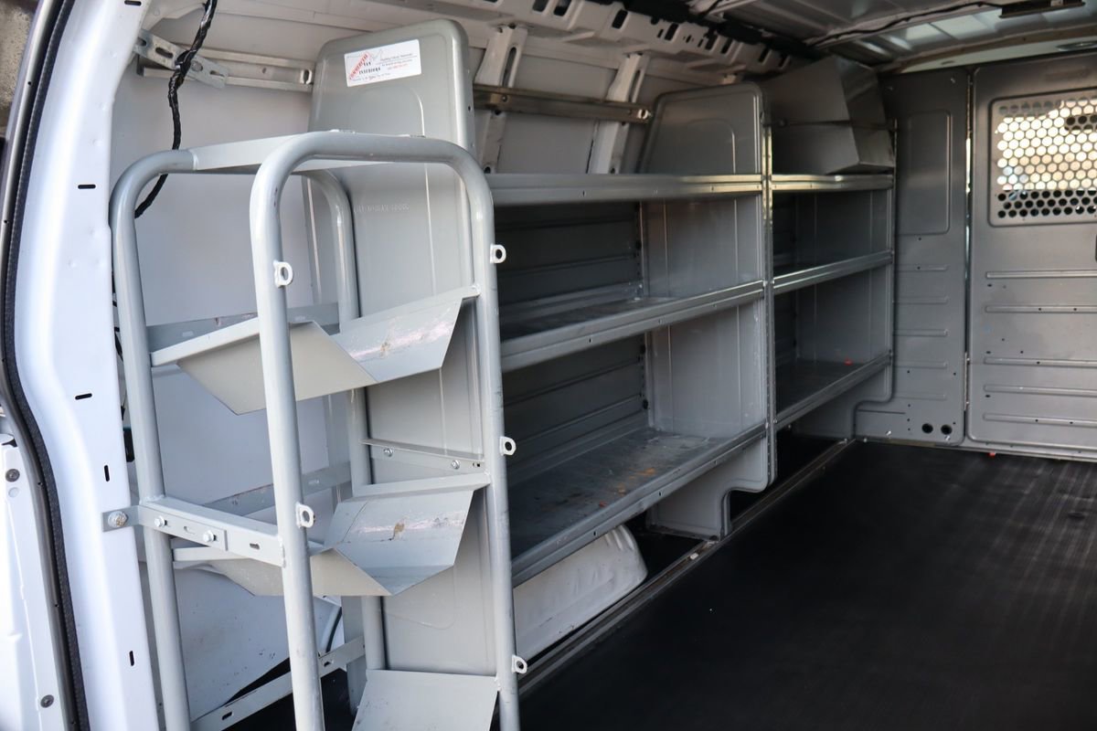 Used 2020 Chevrolet Express 2500 w/ Enhanced Convenience Package image 15