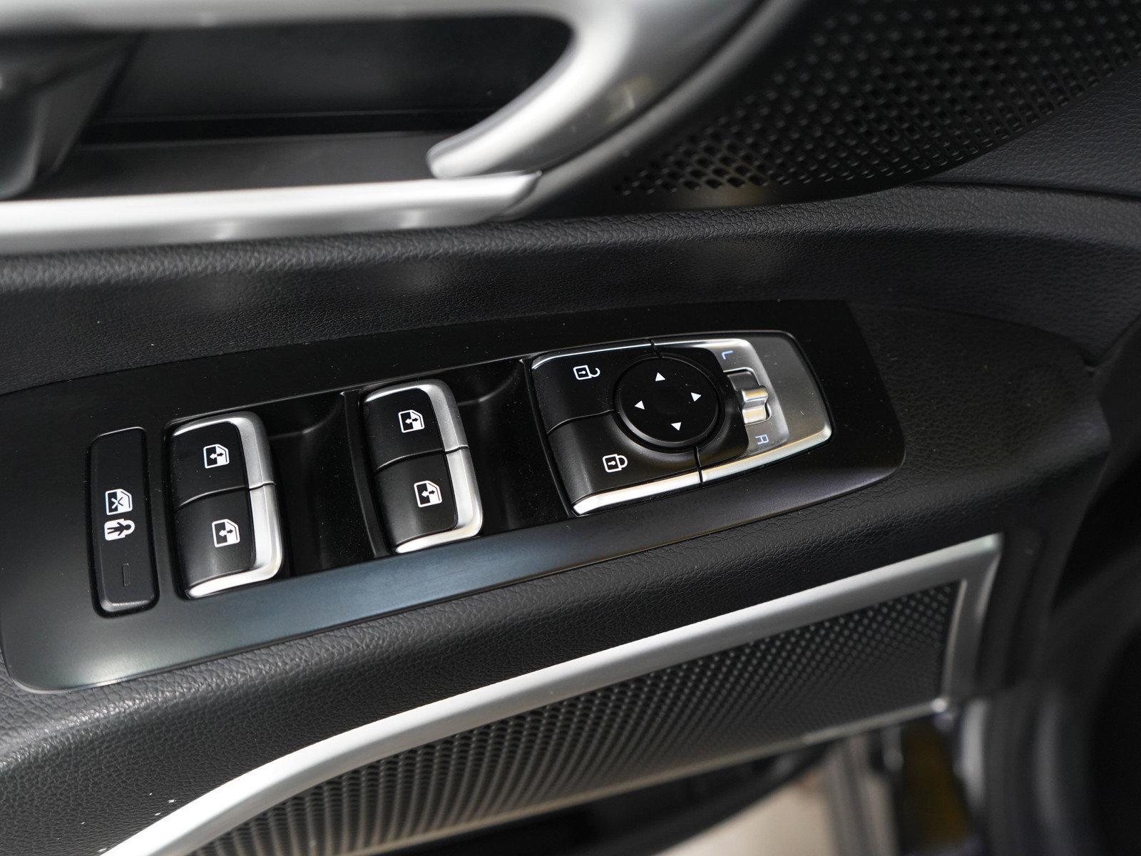 Used 2020 Kia Telluride S image 23