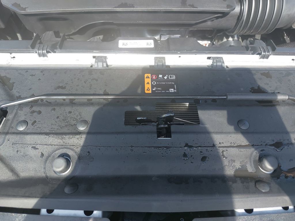 Used 2025 GMC Canyon AT4 w/ AT4X Package image 27