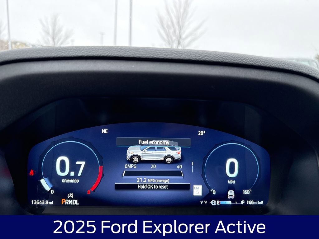 Used 2025 Ford Explorer Active image 20