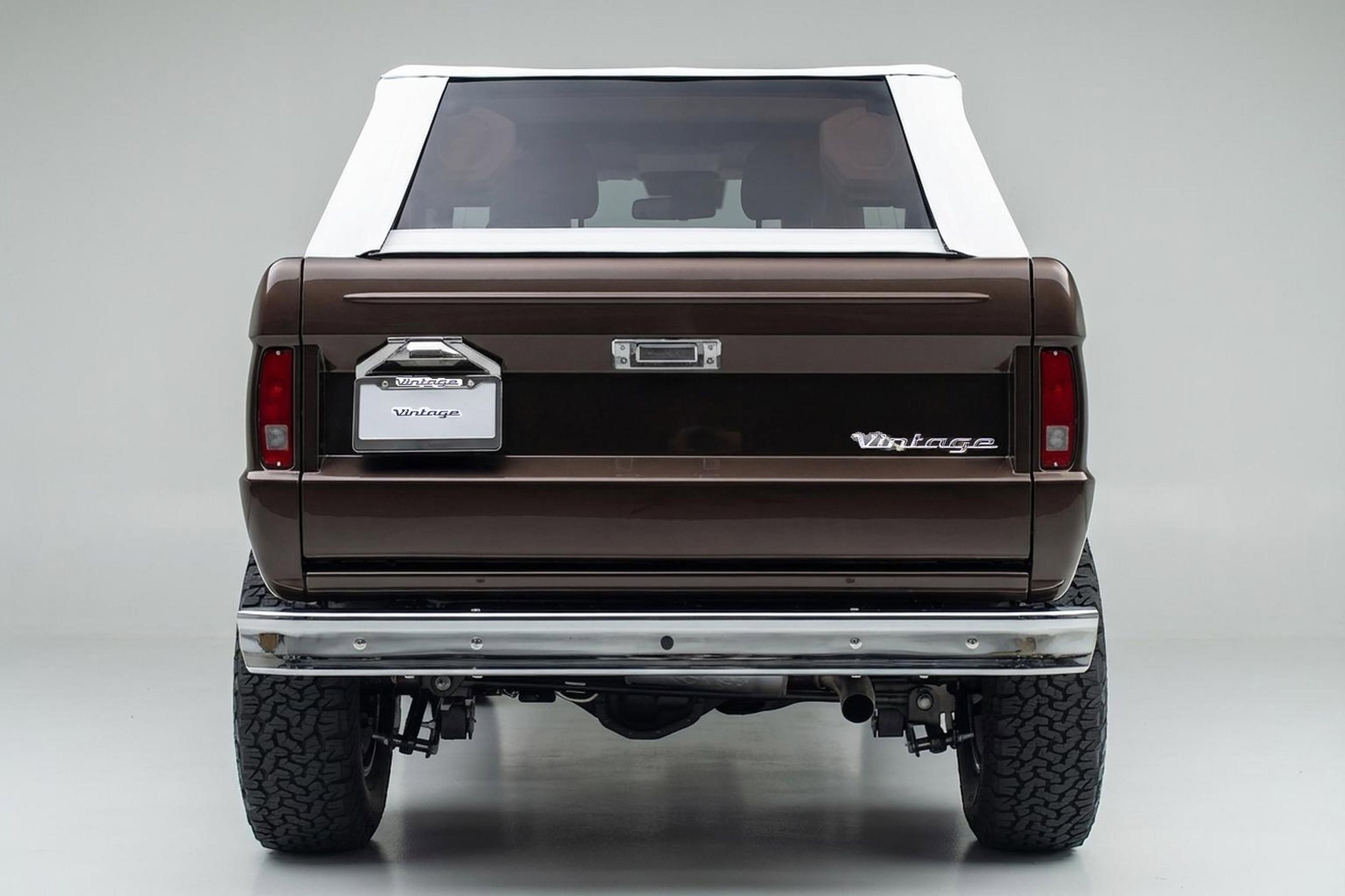 Used 2024 Ford Bronco Black Diamond image 13