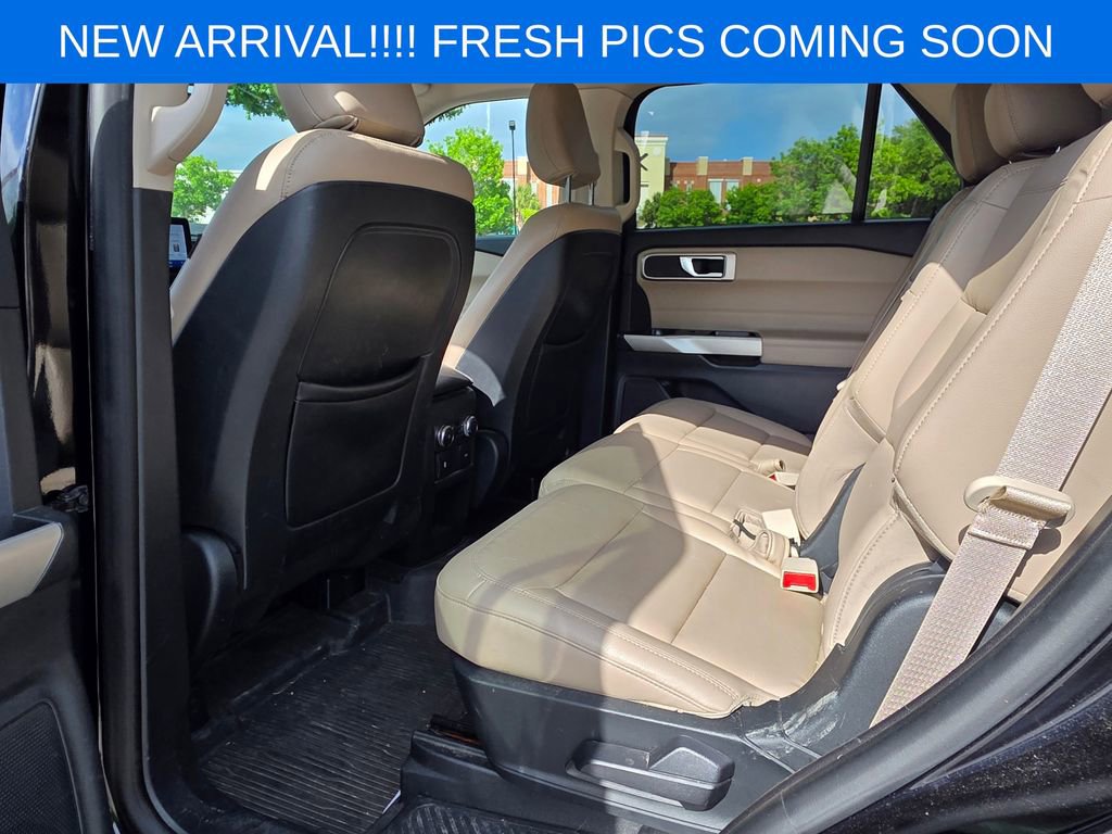 Used 2020 Ford Explorer XLT w/ Equipment Group 202A RWD image 14