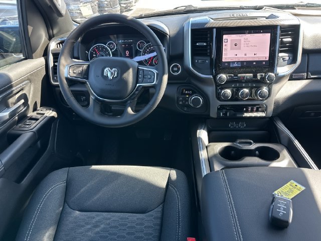 New 2027 RAM 1500 4x4 Crew Cab image 16