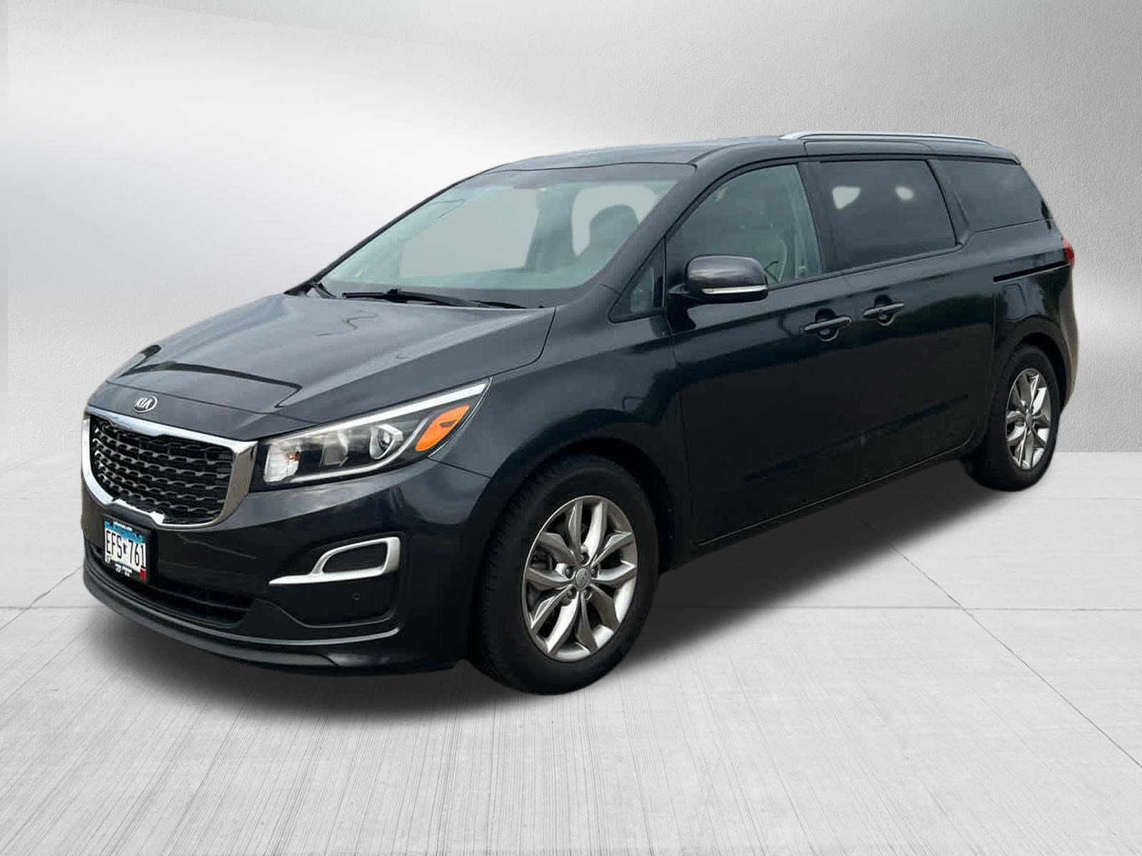 Used 2020 Kia Sedona EX FWD image 2