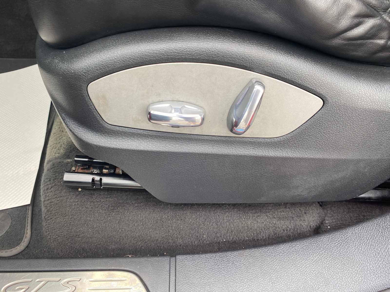Used 2013 Porsche Cayenne GTS AWD/4WD image 20