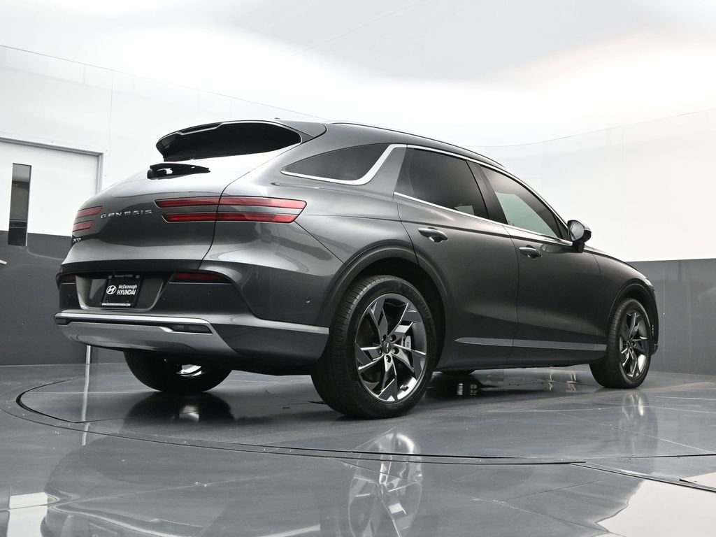 Used 2023 Genesis Electrified GV70 Advanced image 24